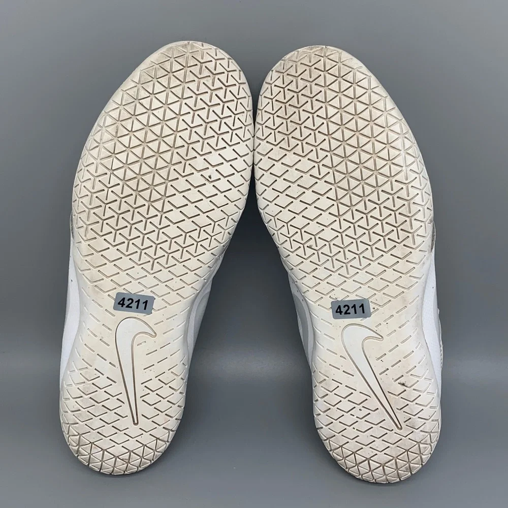 Nike cheer sideline